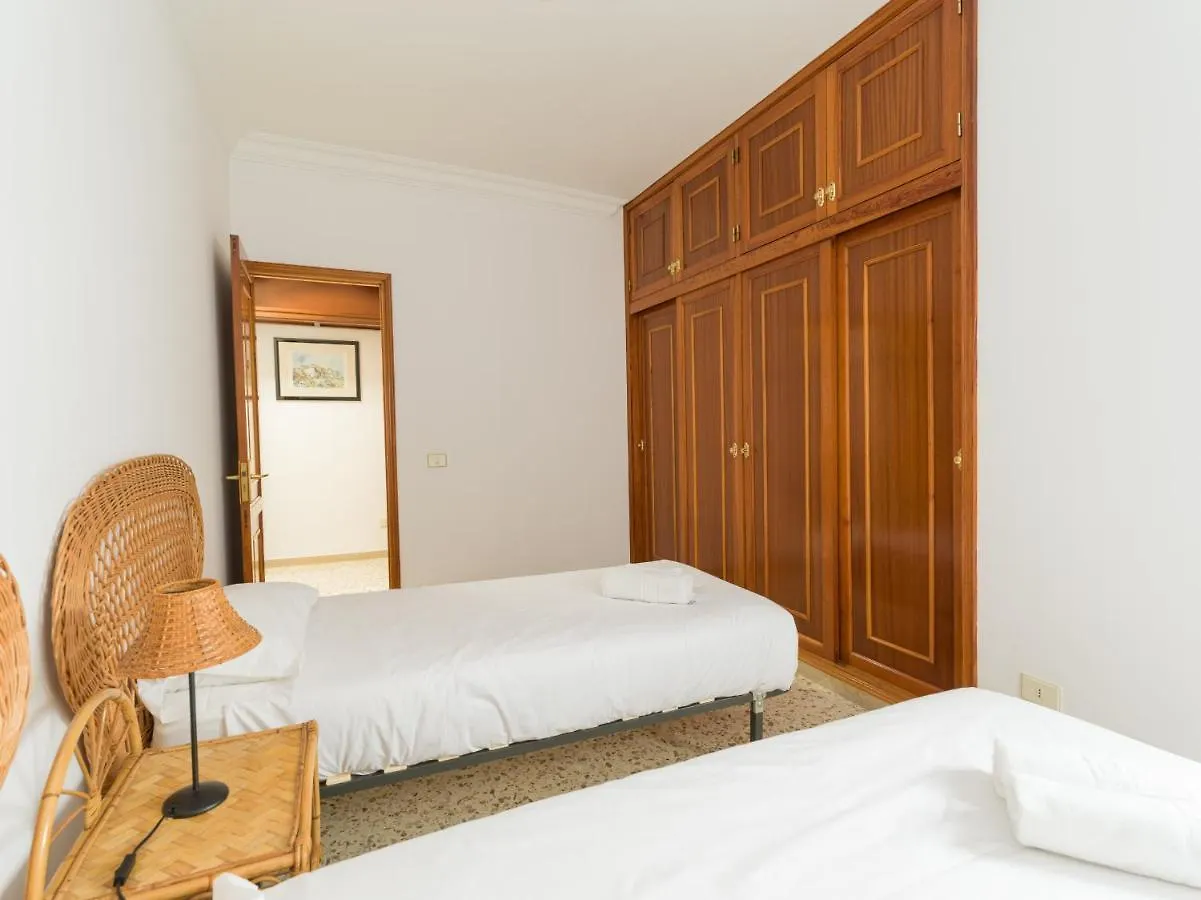 Huge Balcony Over Las Canteras By Canariasgetaway Las Palmas de Gran Canaria