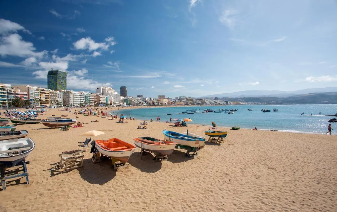 Huge Balcony Over Las Canteras By Canariasgetaway Las Palmas de Gran Canaria Tatil Evi